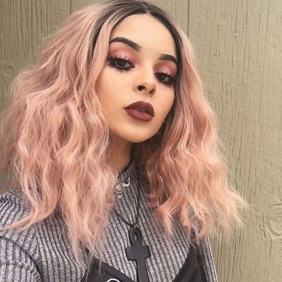 Mellnay 14” PINK OMBRÉ BOB WIG *NWT* Pink Ombre Bob Wig With Bangs, Heat-resistant Synthetic Hair  main image 3